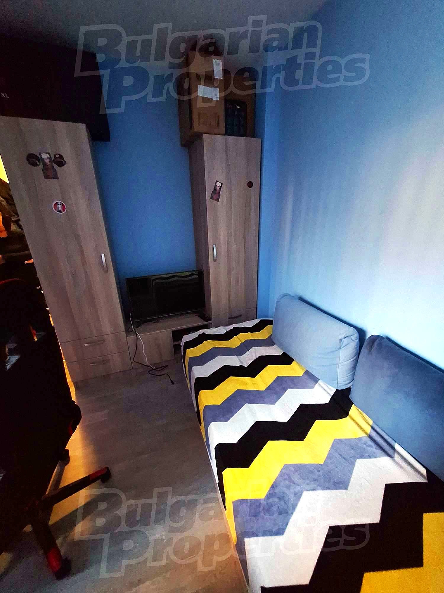 Gallery Picture 10