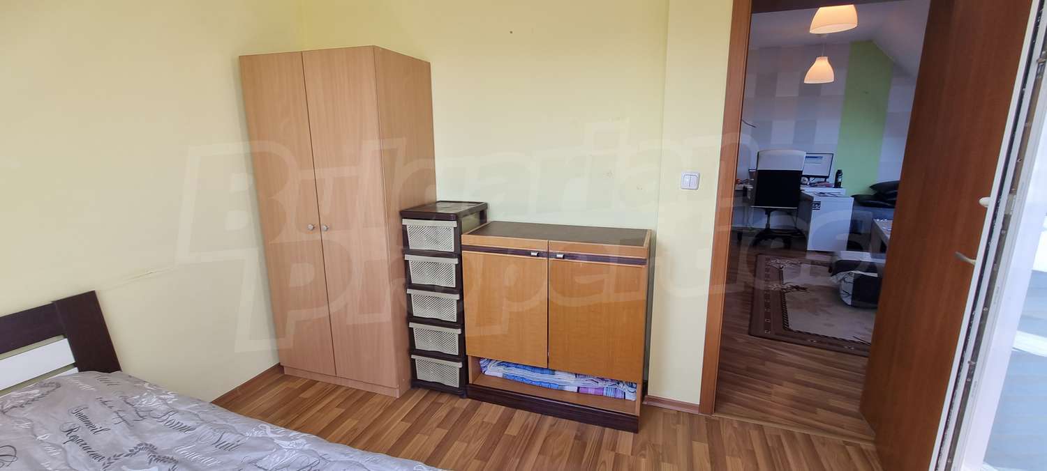 Gallery Picture 8