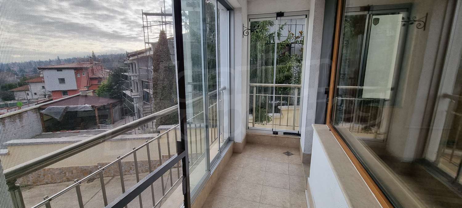 Gallery Picture 6