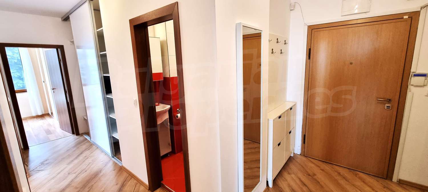 Gallery Picture 9