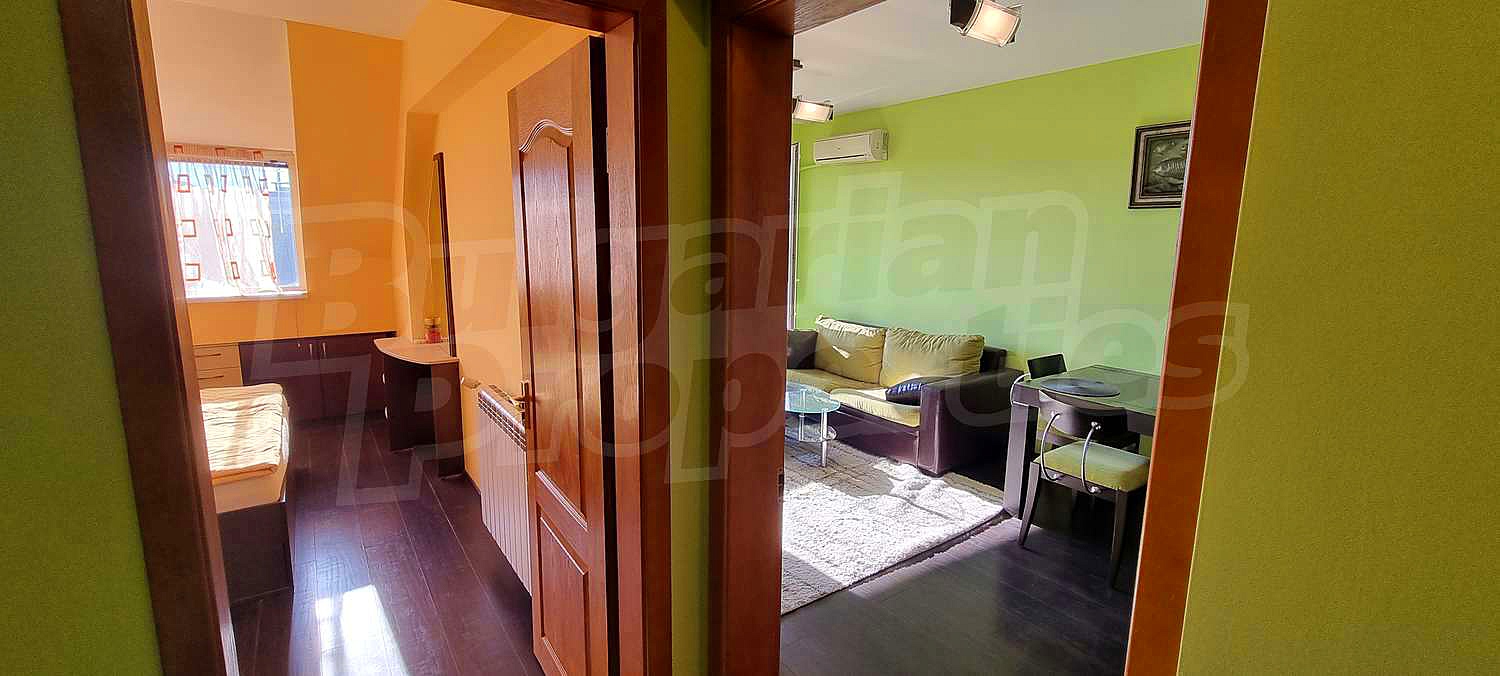 Gallery Picture 8