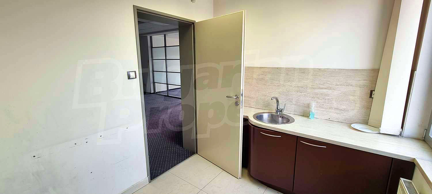 Gallery Picture 19