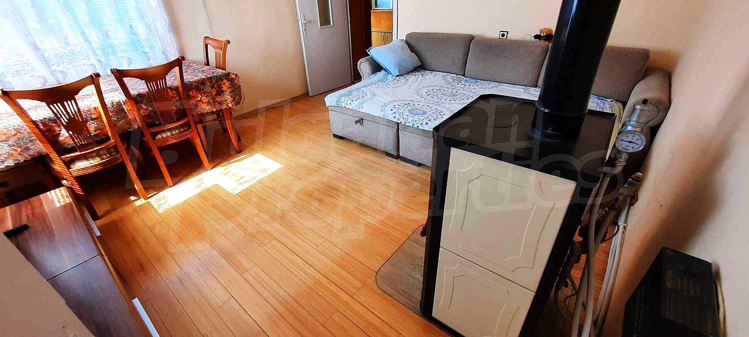 Gallery Picture 15