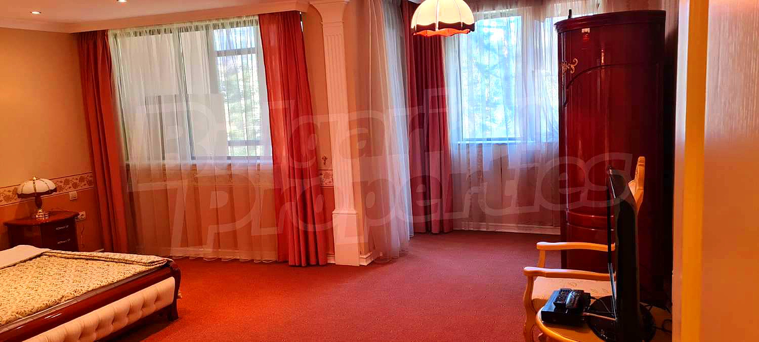 Gallery Picture 18