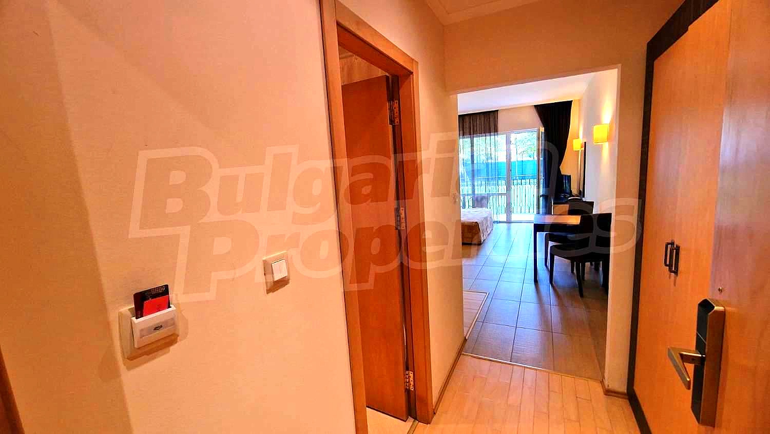 Gallery Picture 29