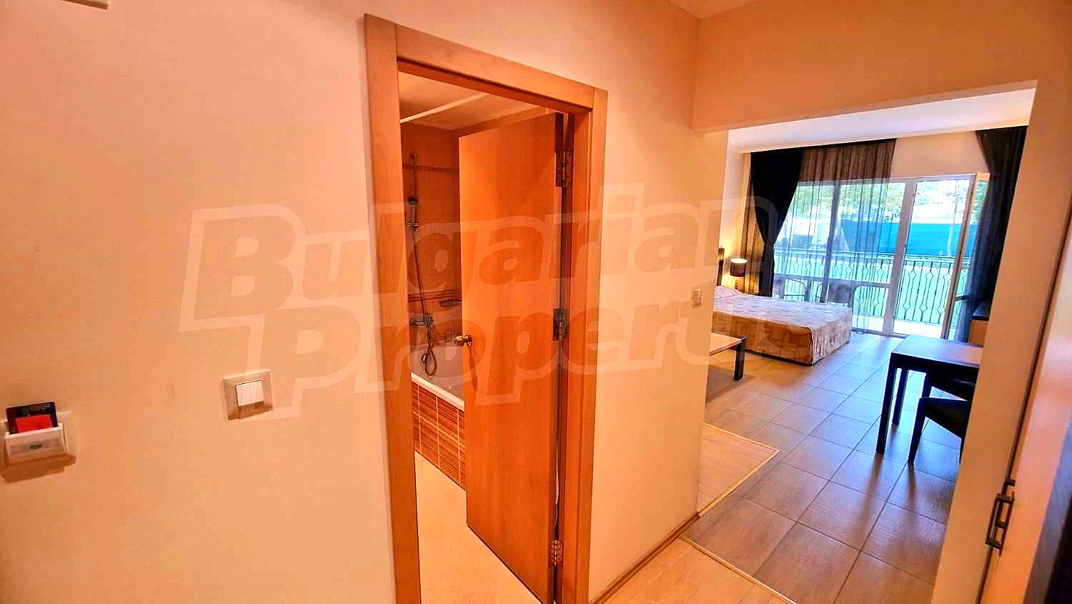 Gallery Picture 18