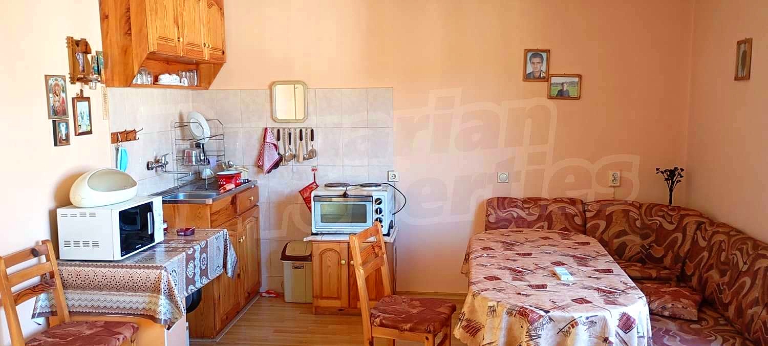 Gallery Picture 15