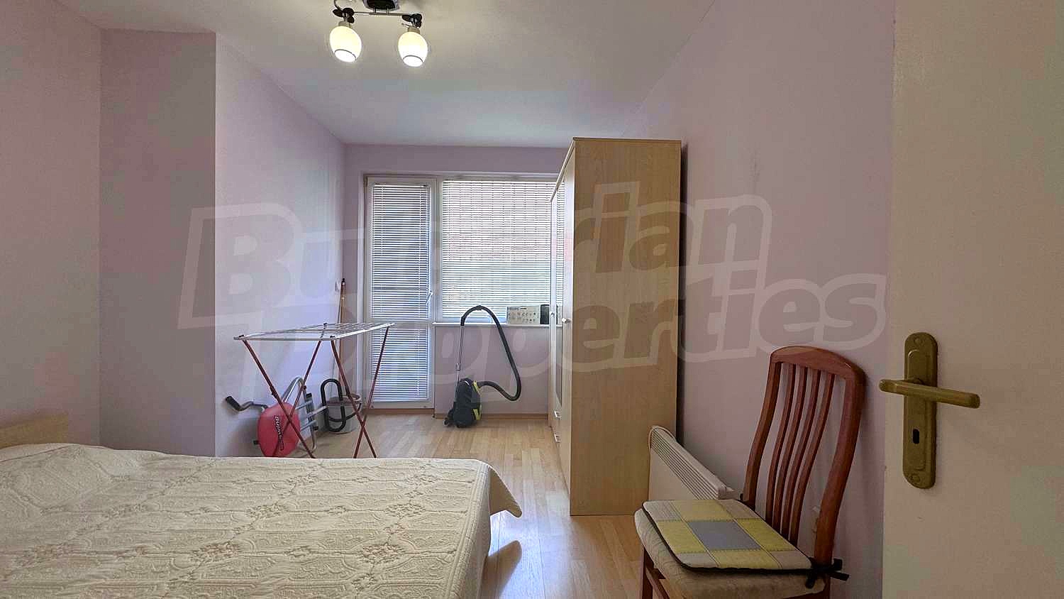 Gallery Picture 9