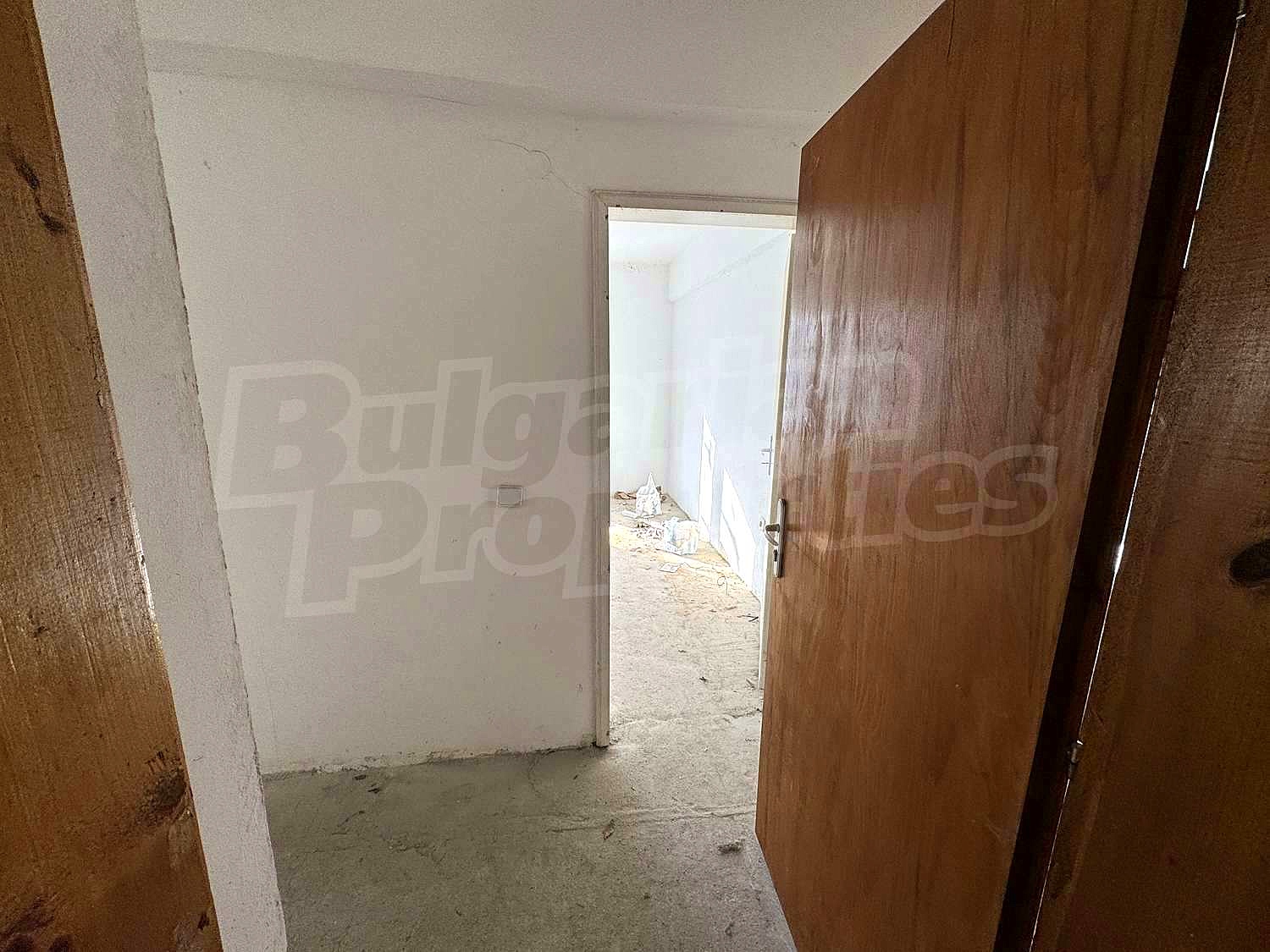 Gallery Picture 33