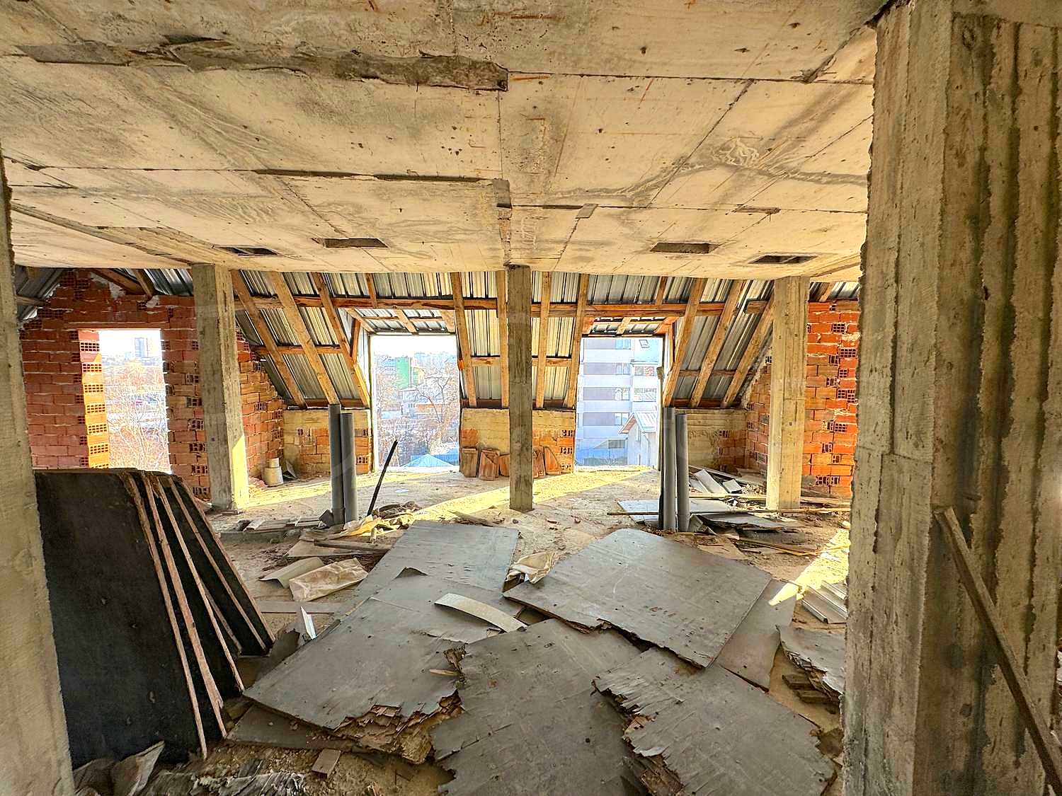 Gallery Picture 44