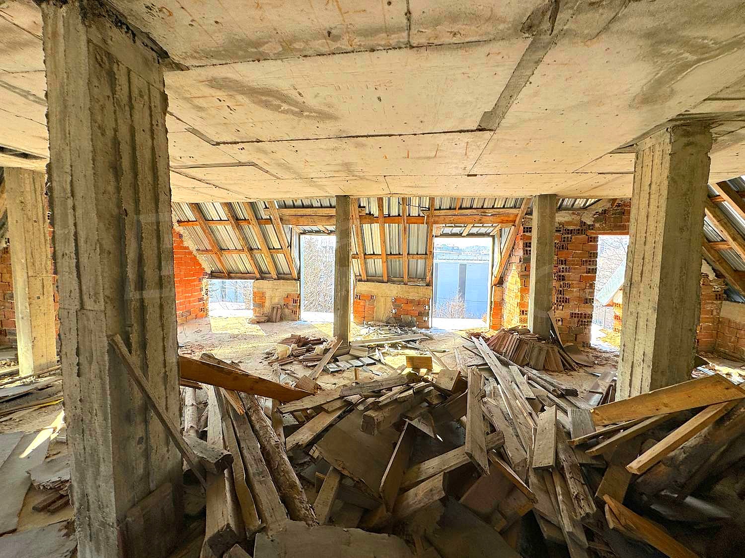 Gallery Picture 52