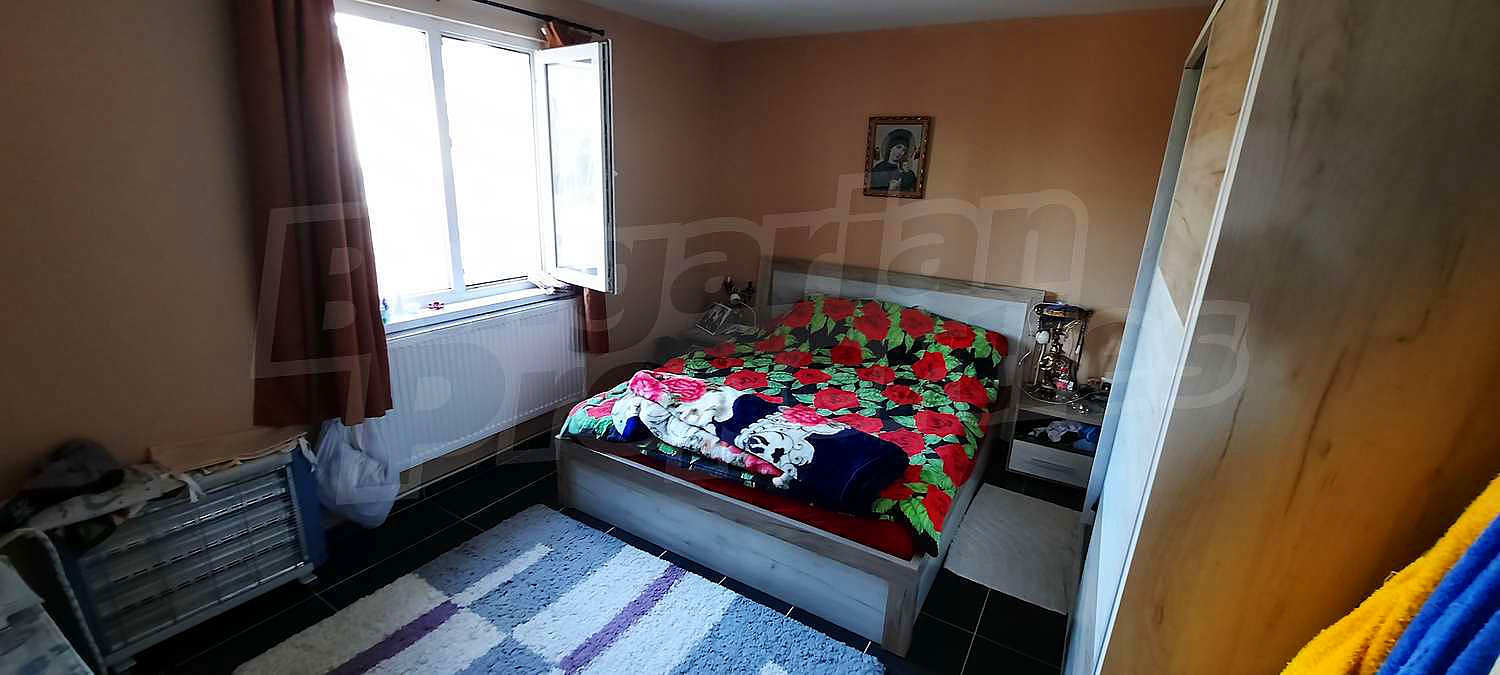 Gallery Picture 8