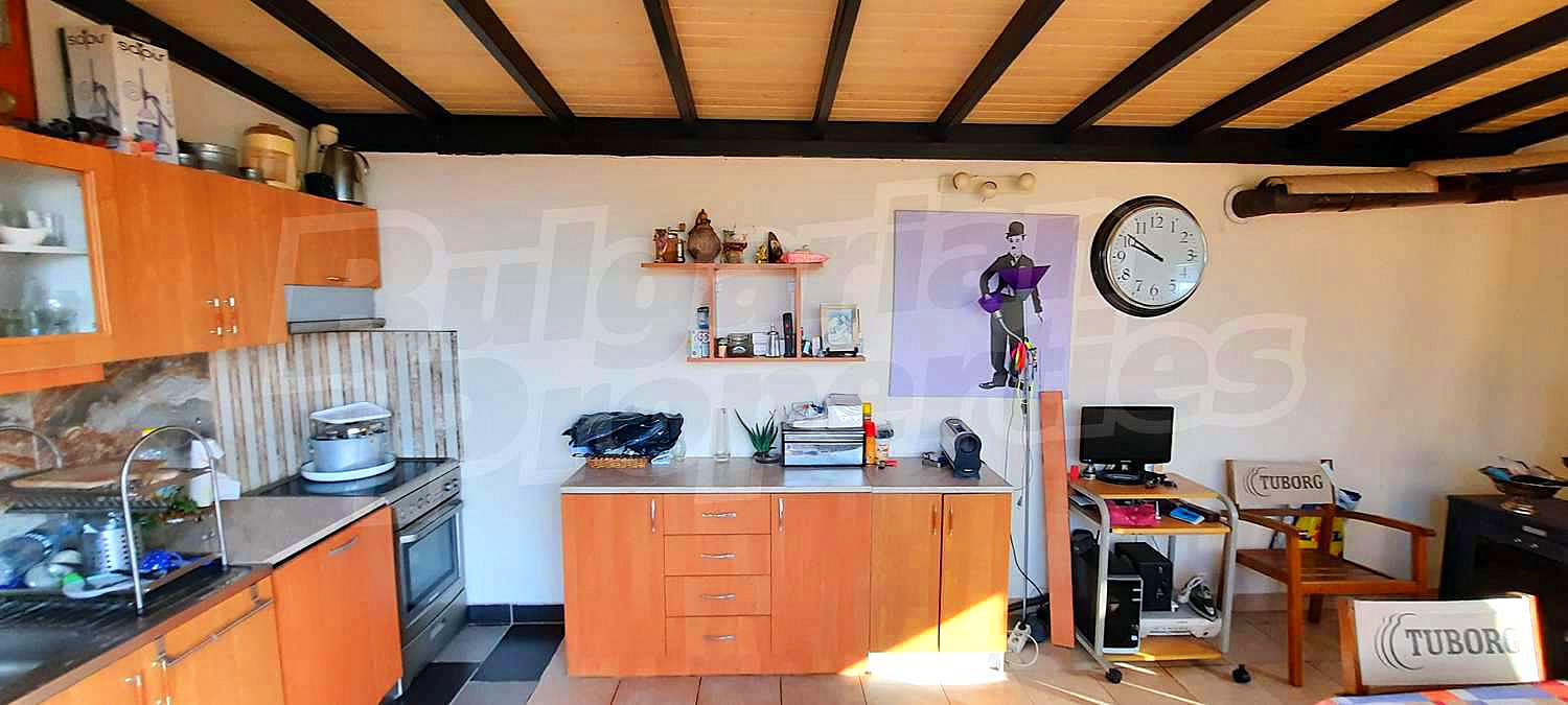 Gallery Picture 24