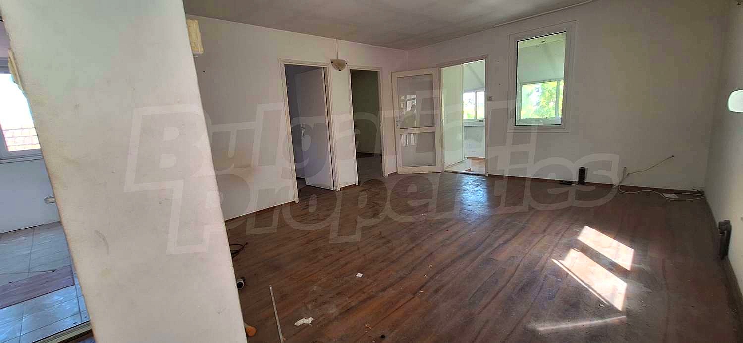 Gallery Picture 8