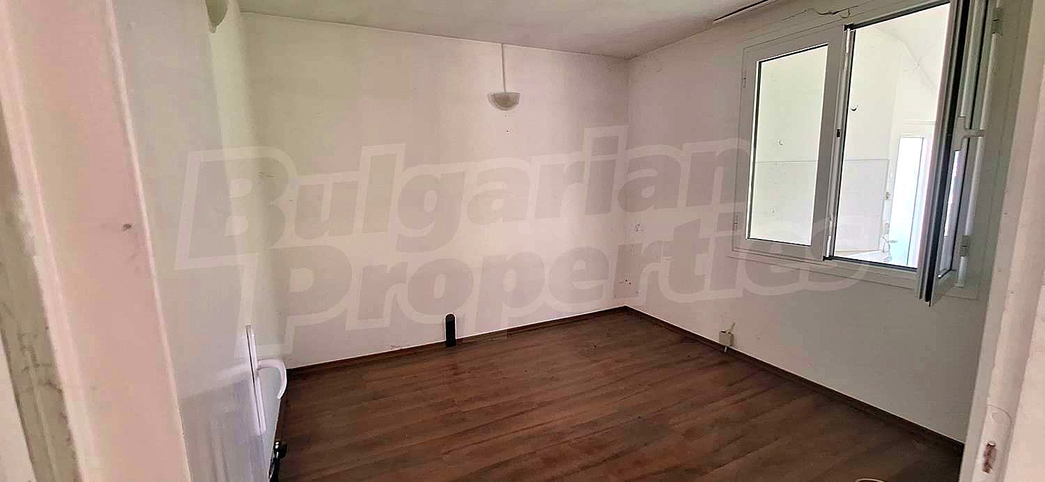 Gallery Picture 14