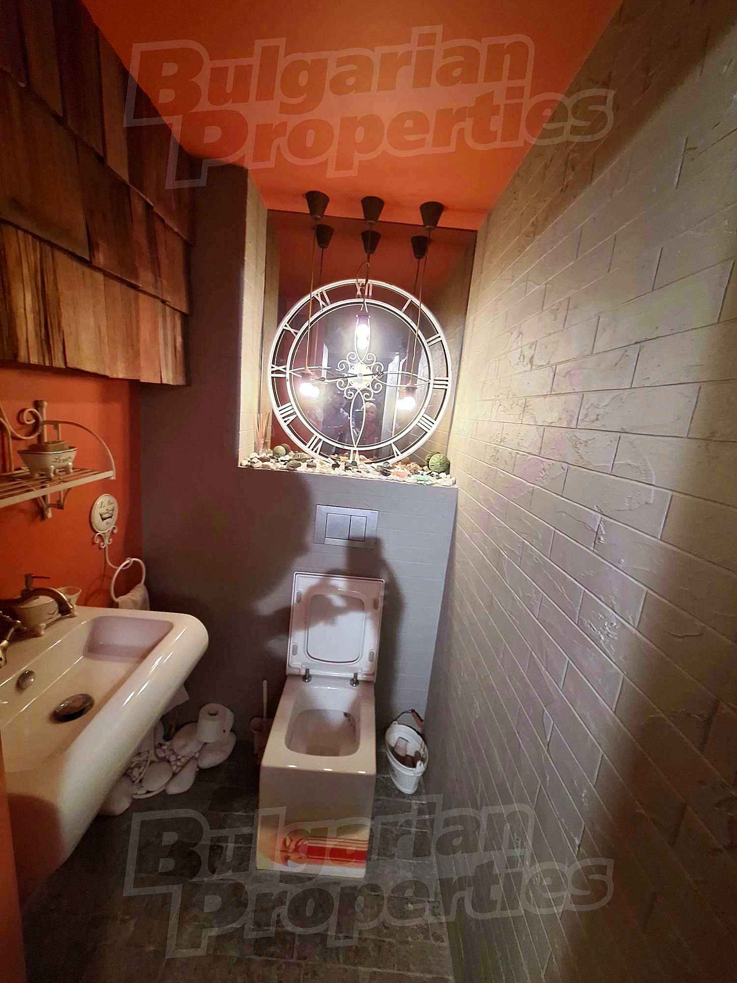 Gallery Picture 19