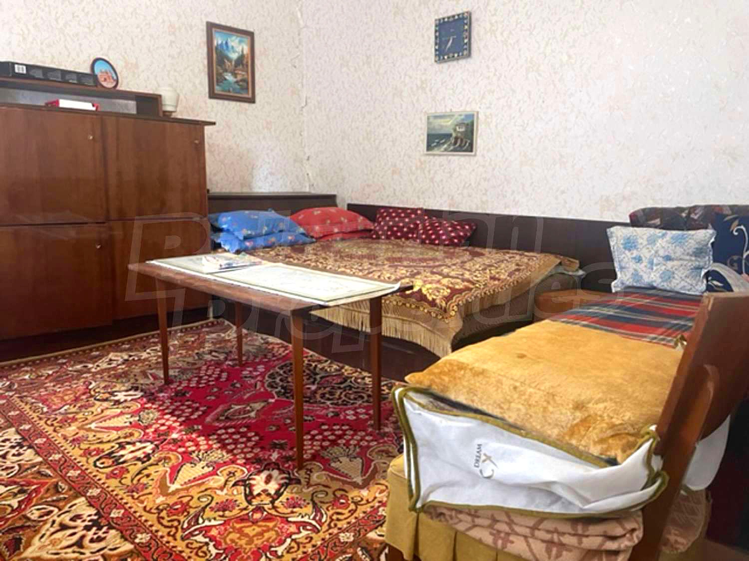 Gallery Picture 24
