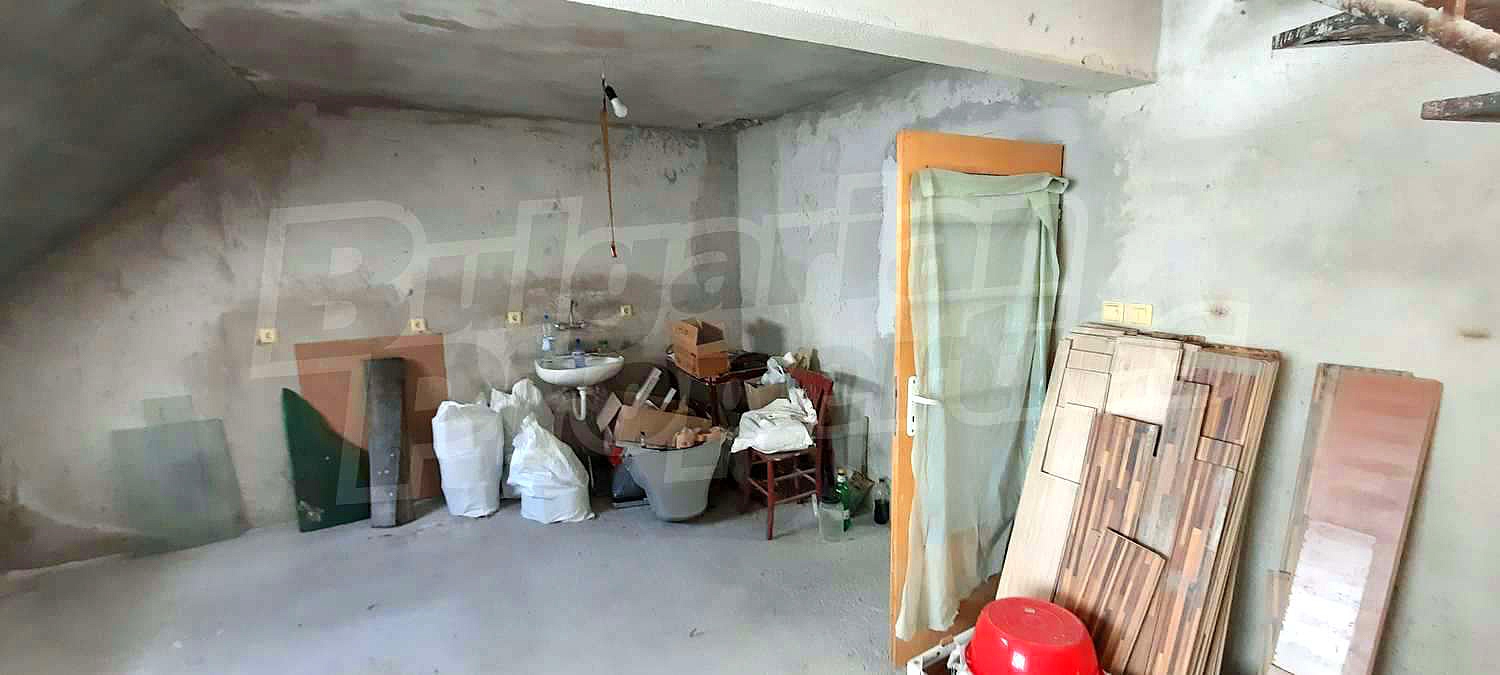 Gallery Picture 12
