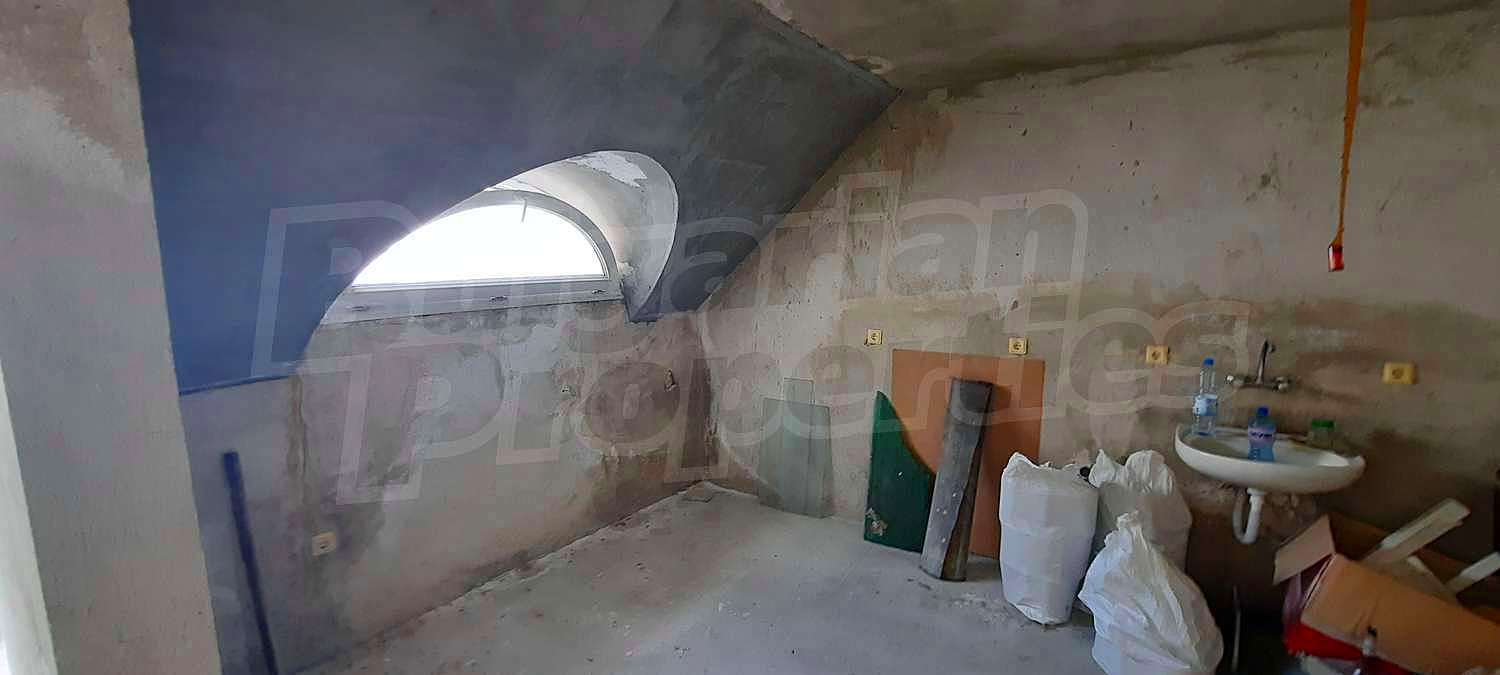 Gallery Picture 6
