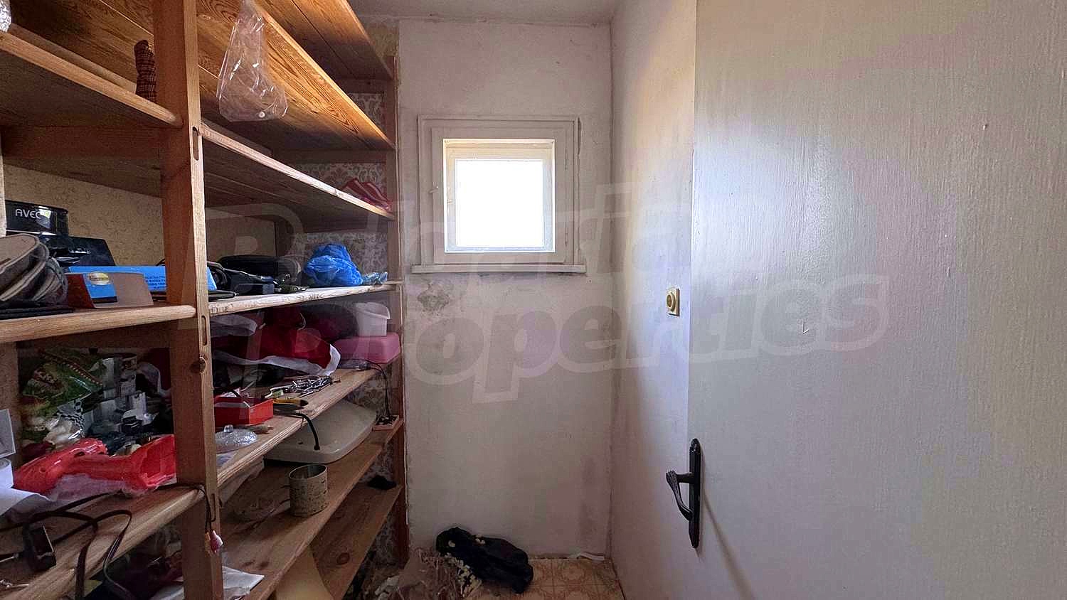 Gallery Picture 32