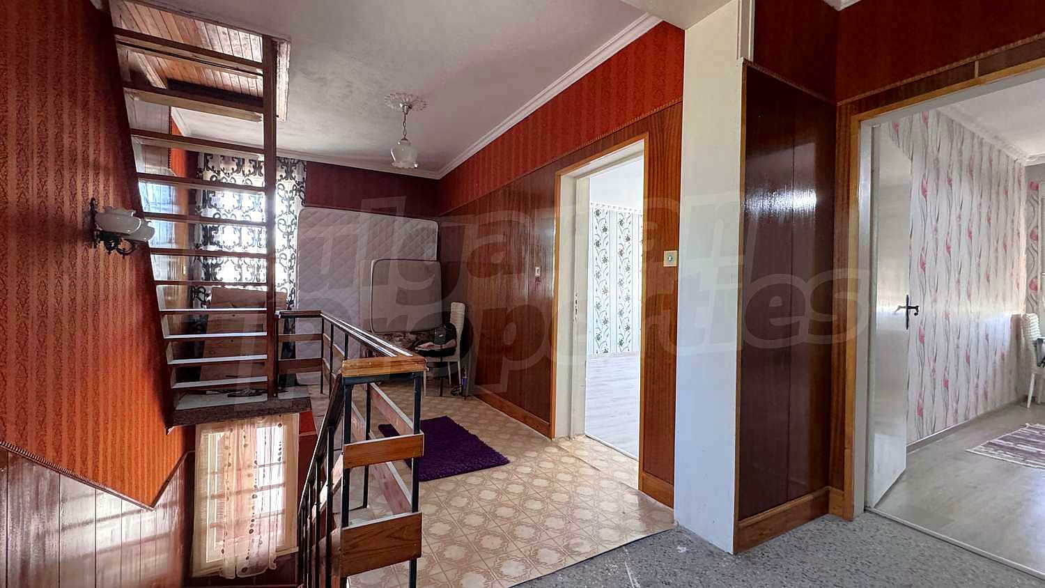 Gallery Picture 38