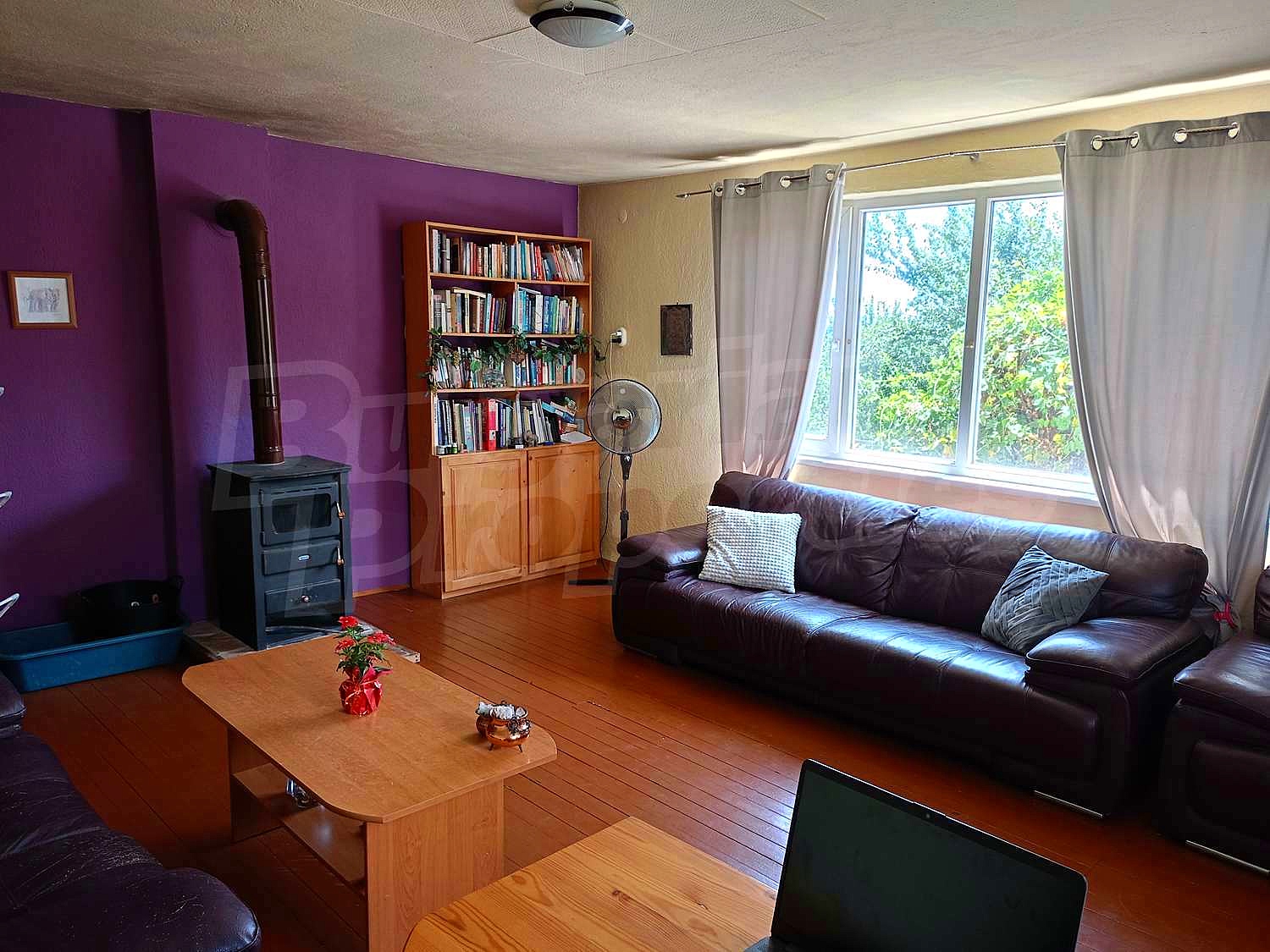 Gallery Picture 6