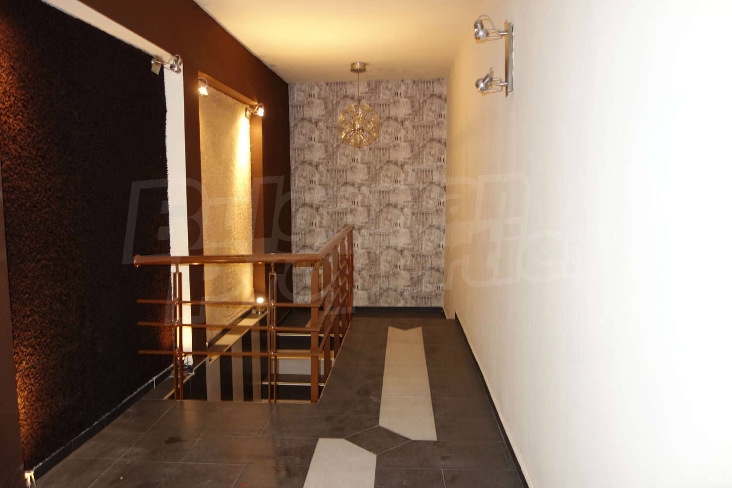 Gallery Picture 18