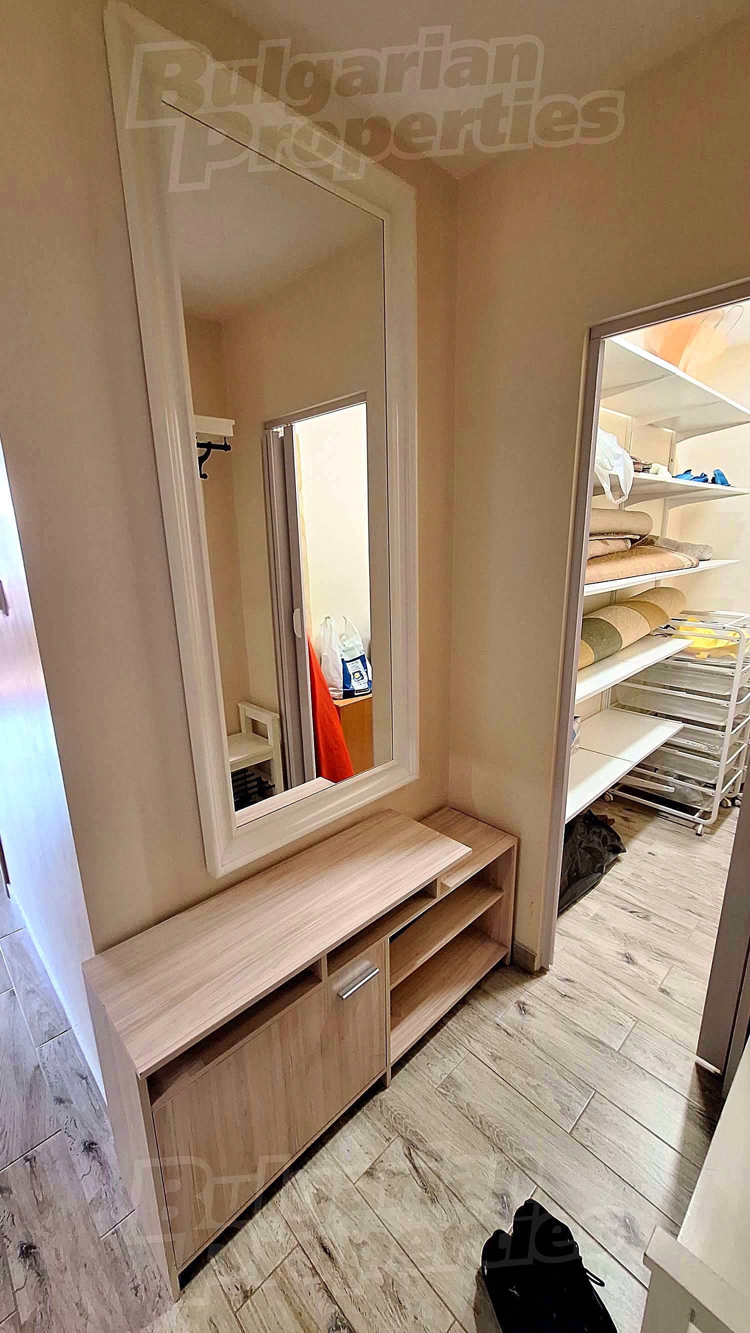 Gallery Picture 10