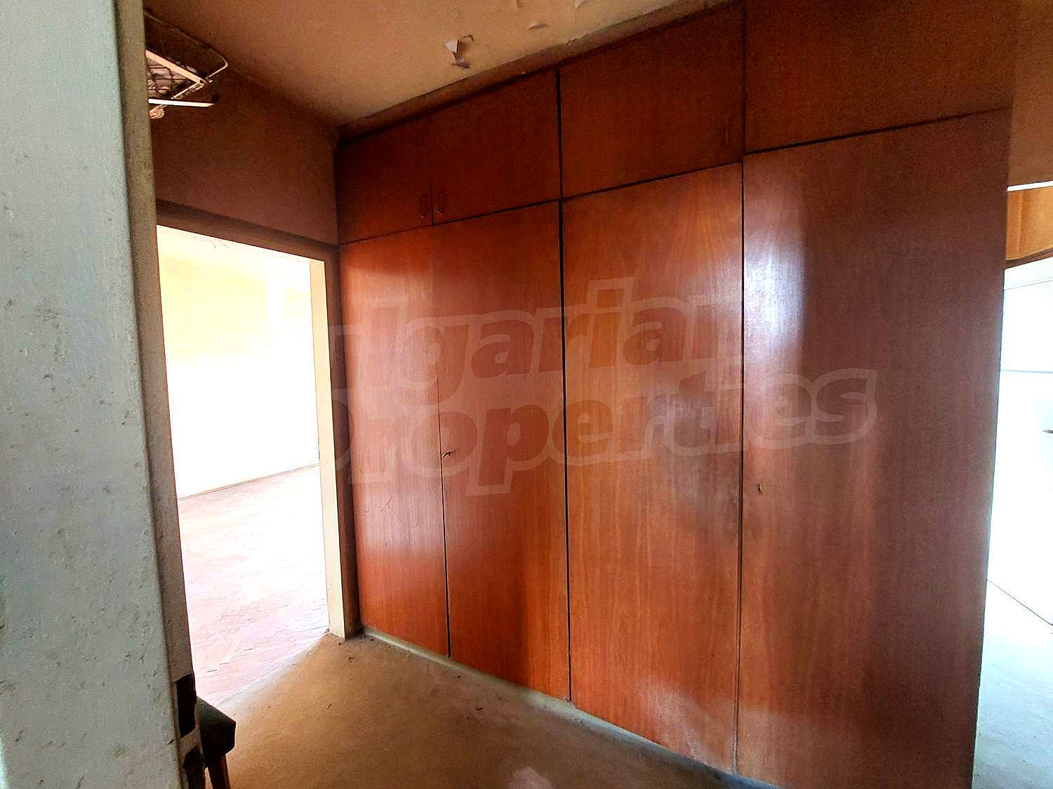 Gallery Picture 4