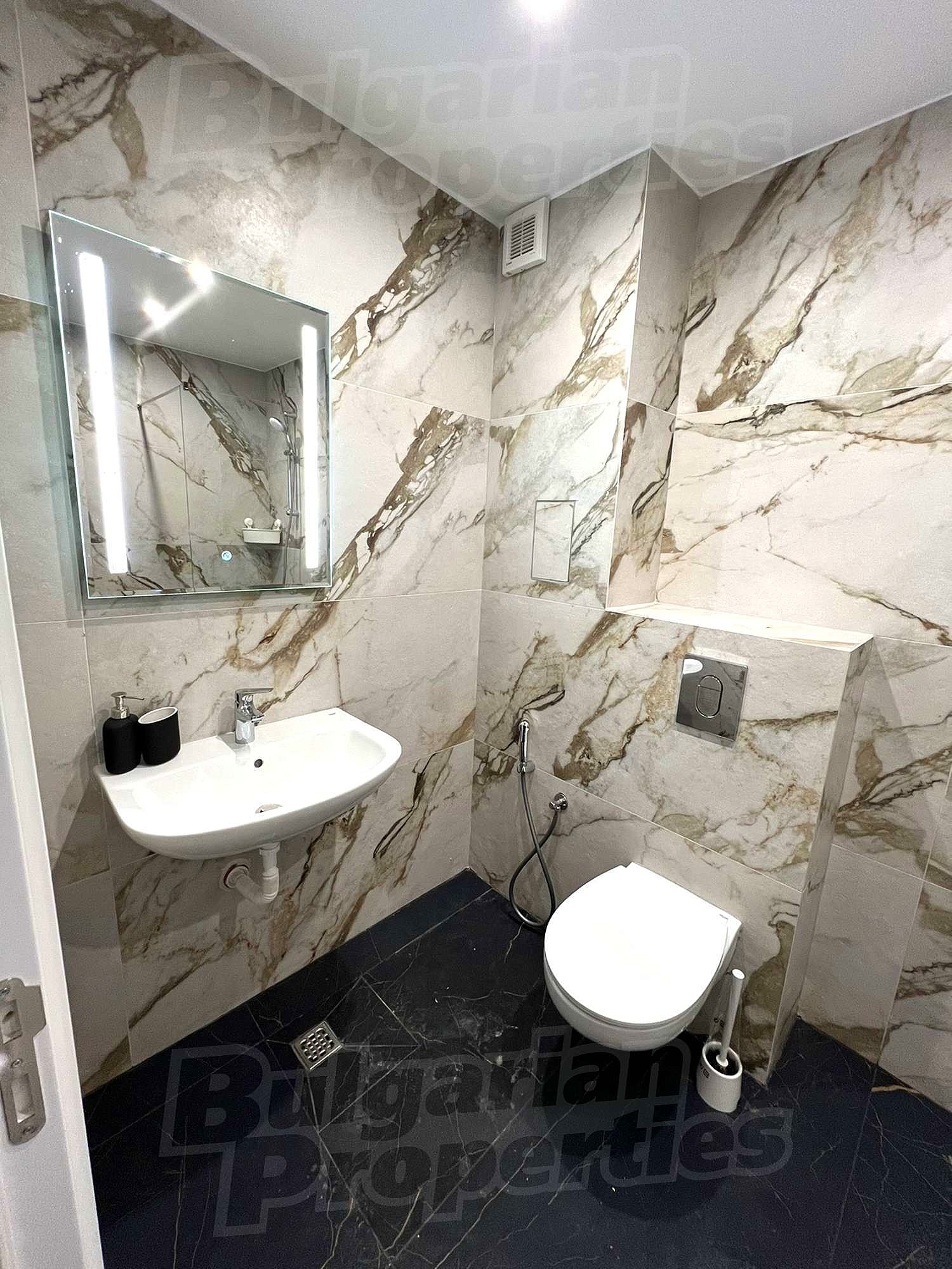 Gallery Picture 8