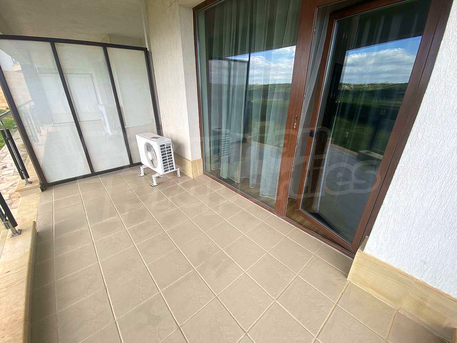Gallery Picture 17