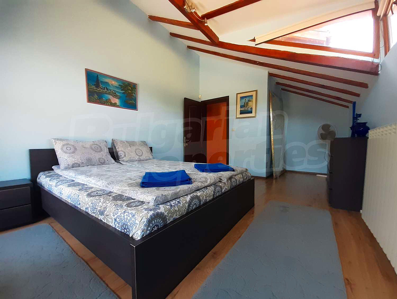 Gallery Picture 14
