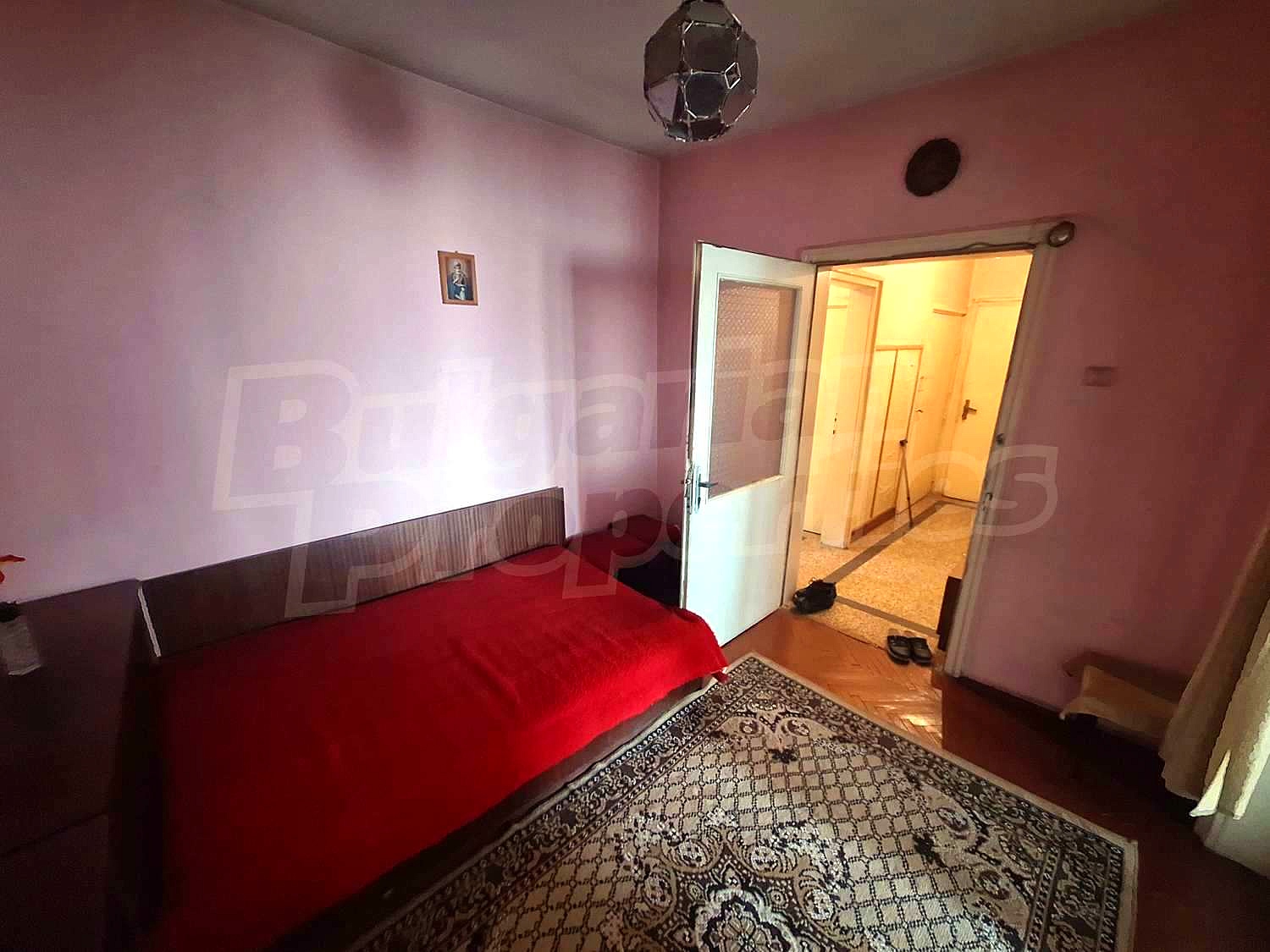 Gallery Picture 10