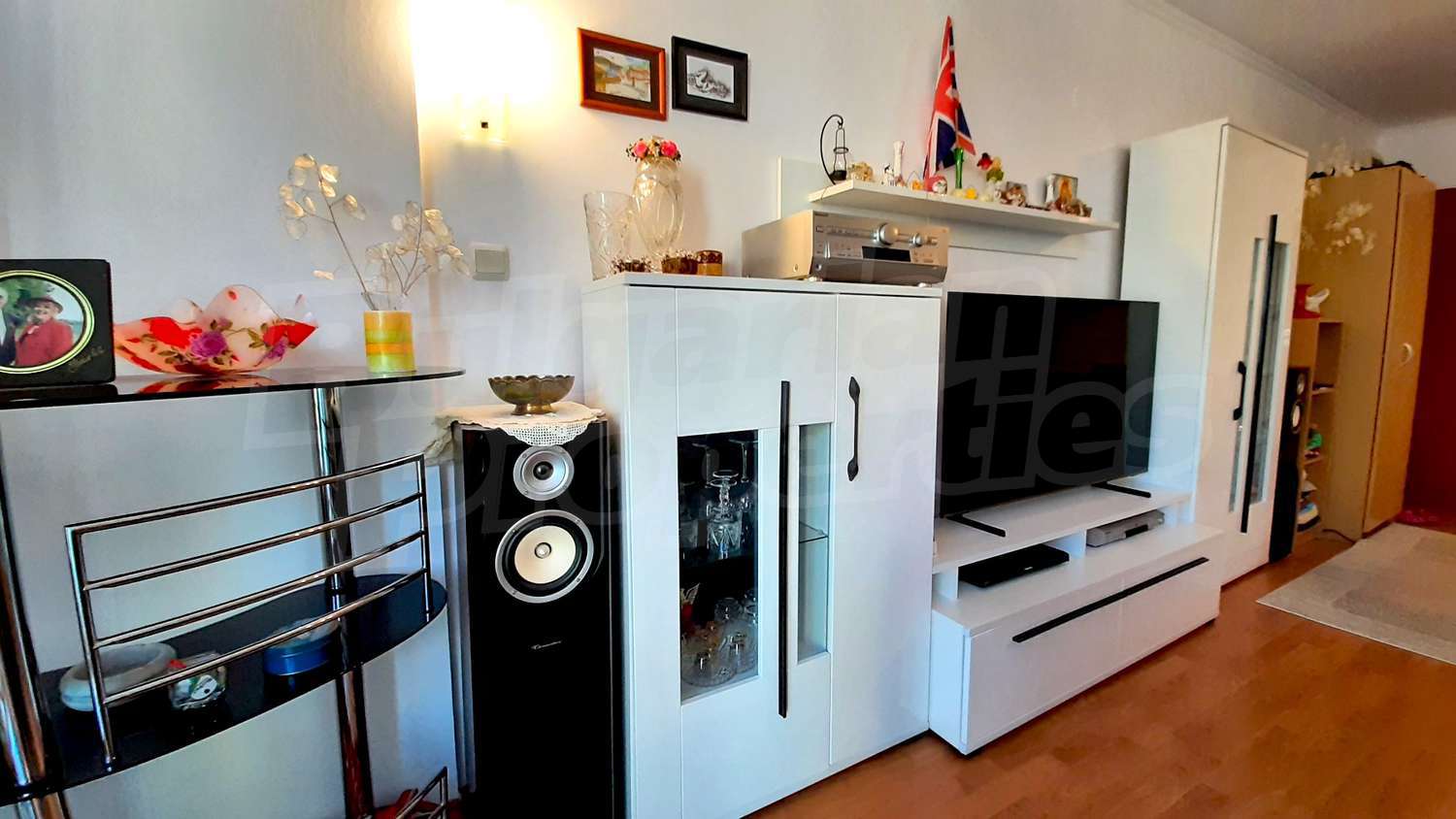 Gallery Picture 18