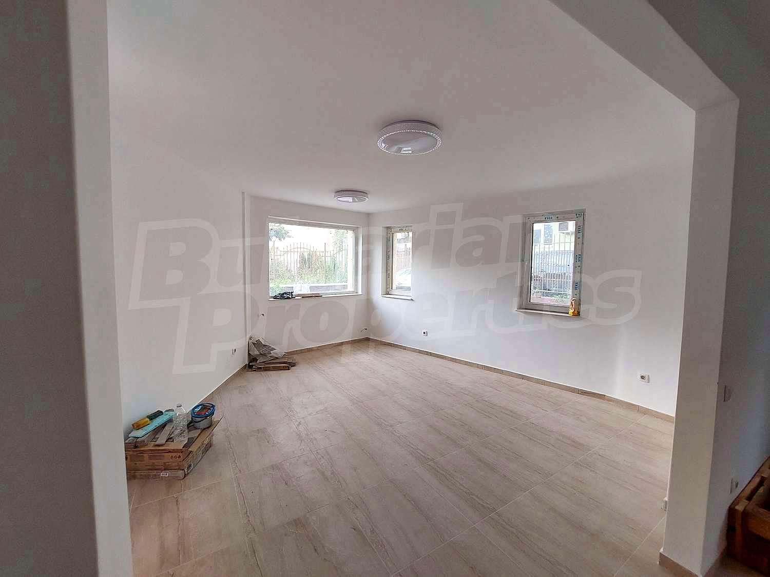 Gallery Picture 6
