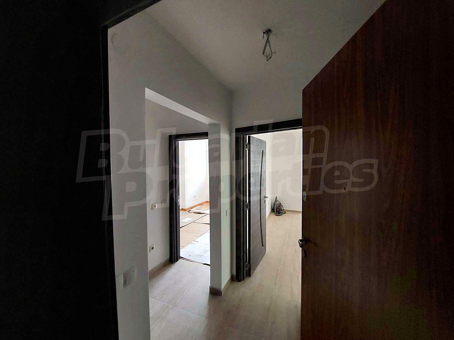 Gallery Picture 10