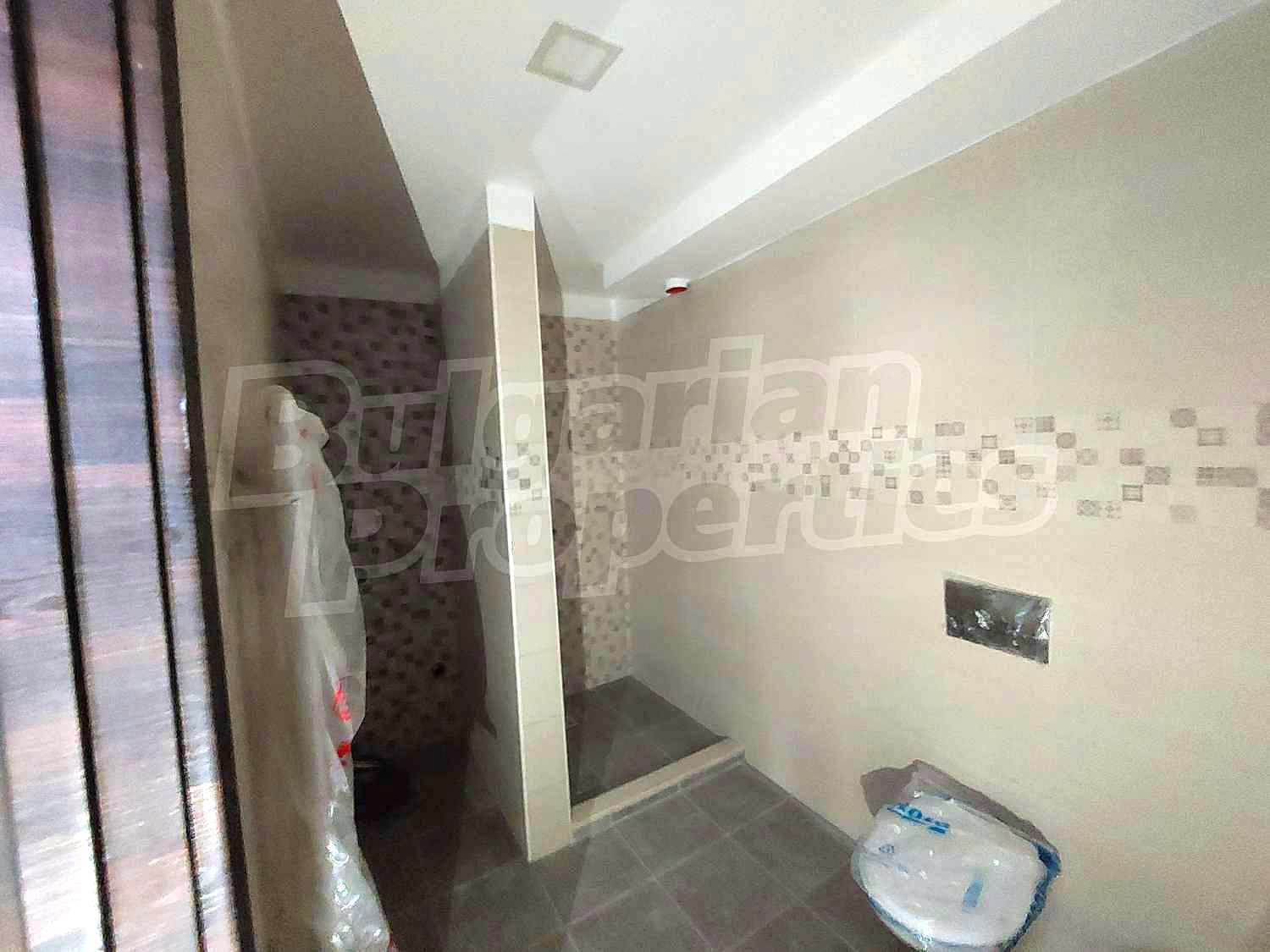 Gallery Picture 8