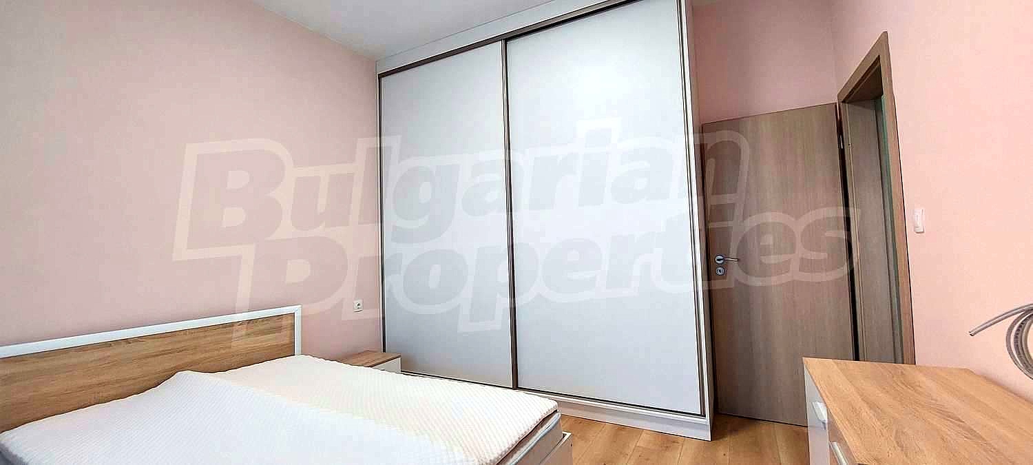 Gallery Picture 37