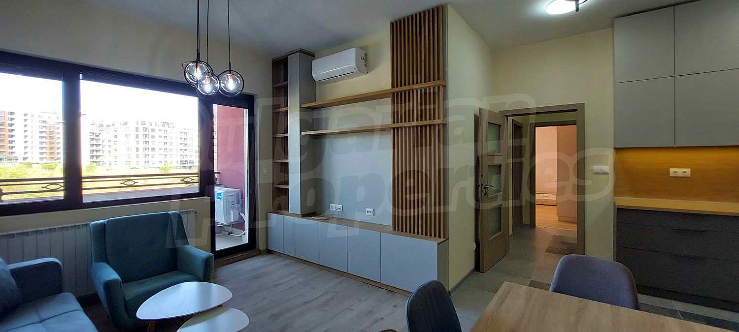 Gallery Picture 8