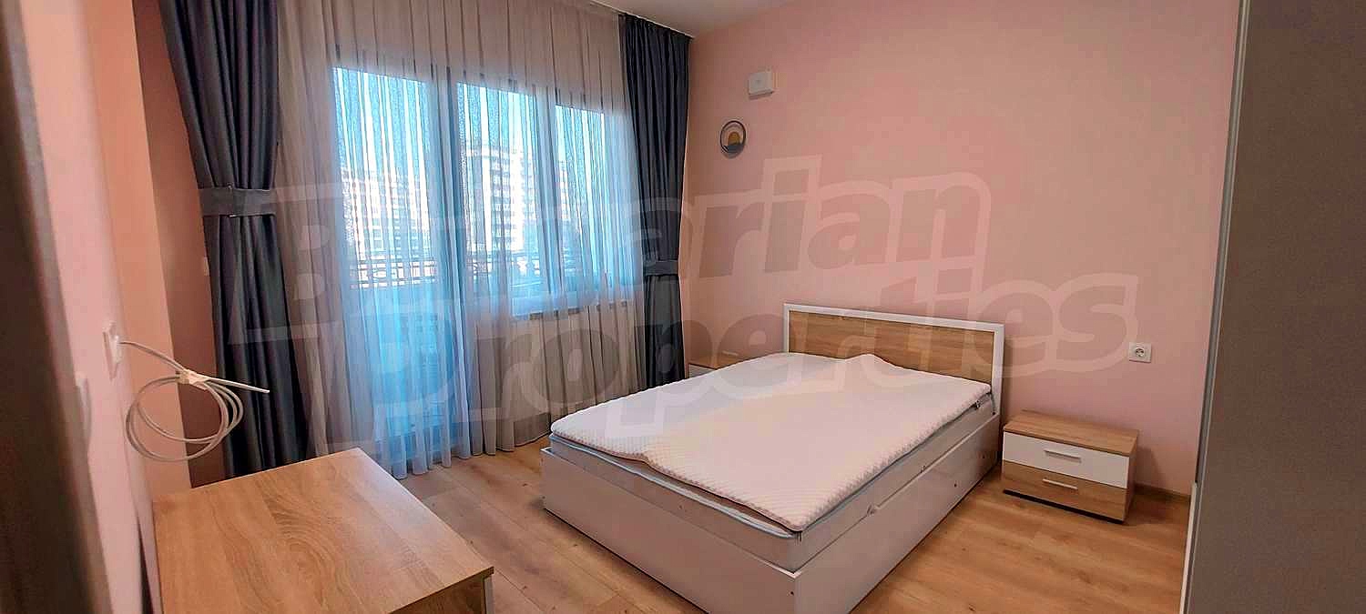 Gallery Picture 10