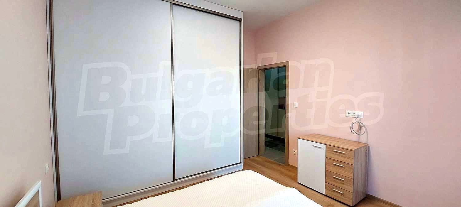 Gallery Picture 33
