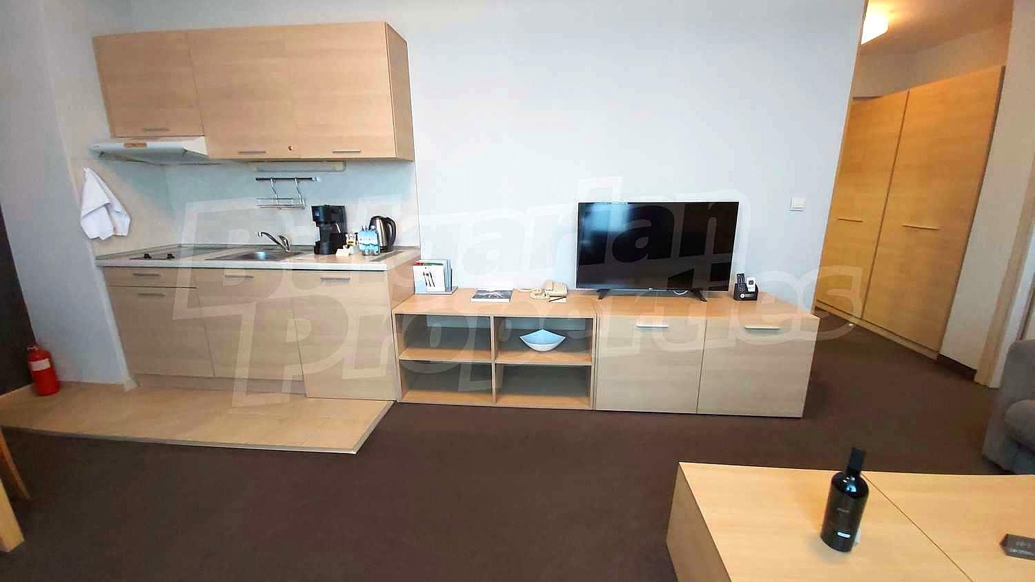 Gallery Picture 6