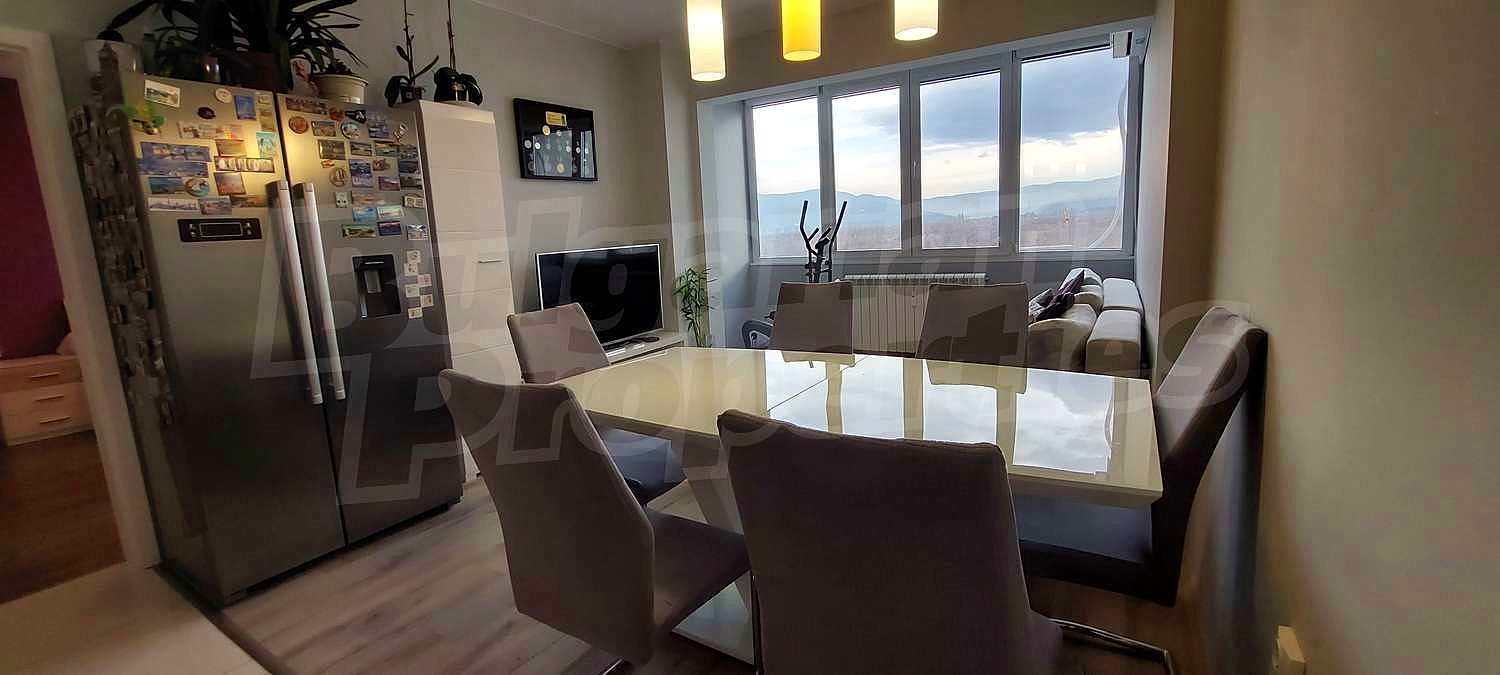 Gallery Picture 7