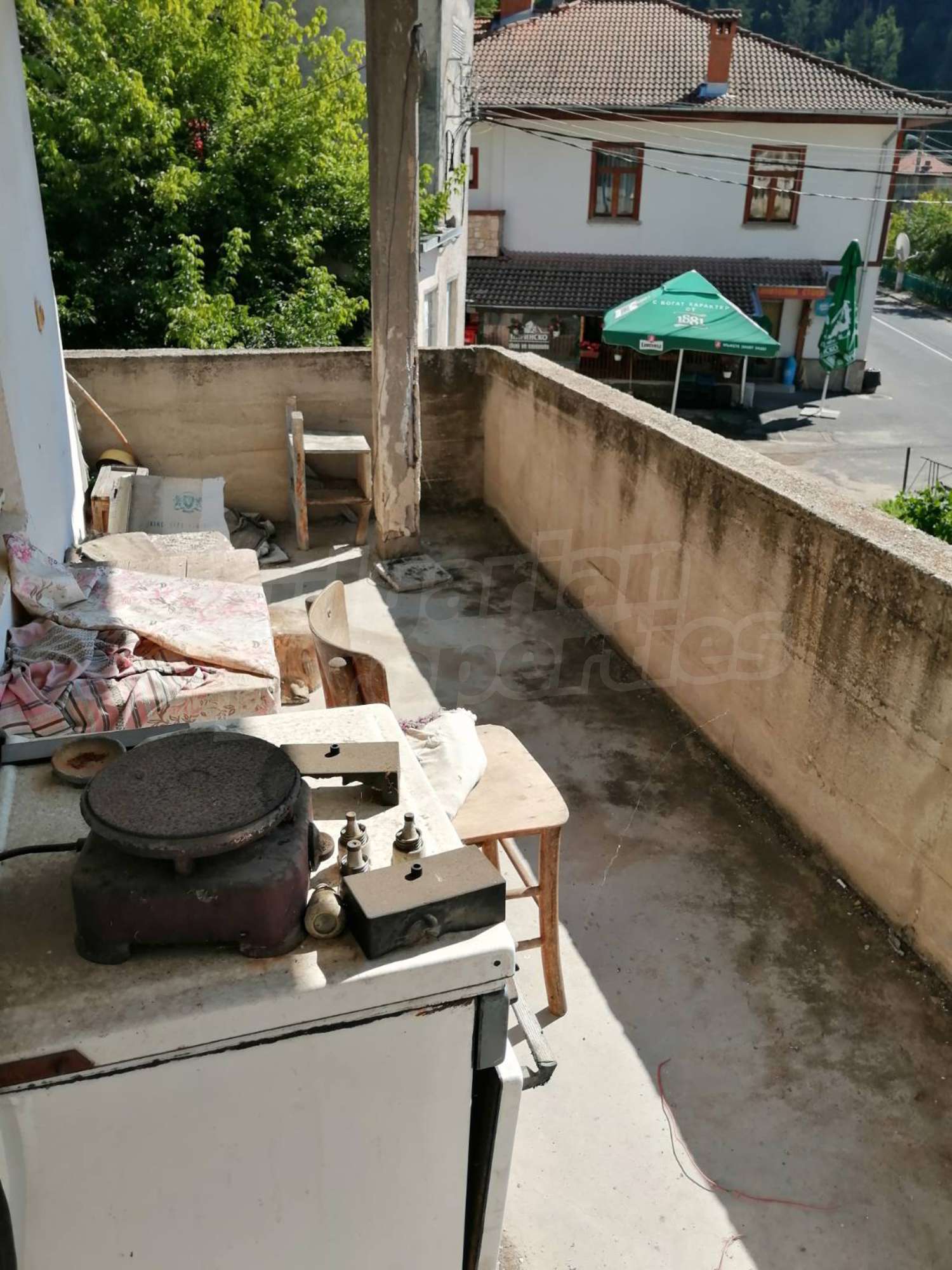 Gallery Picture 18