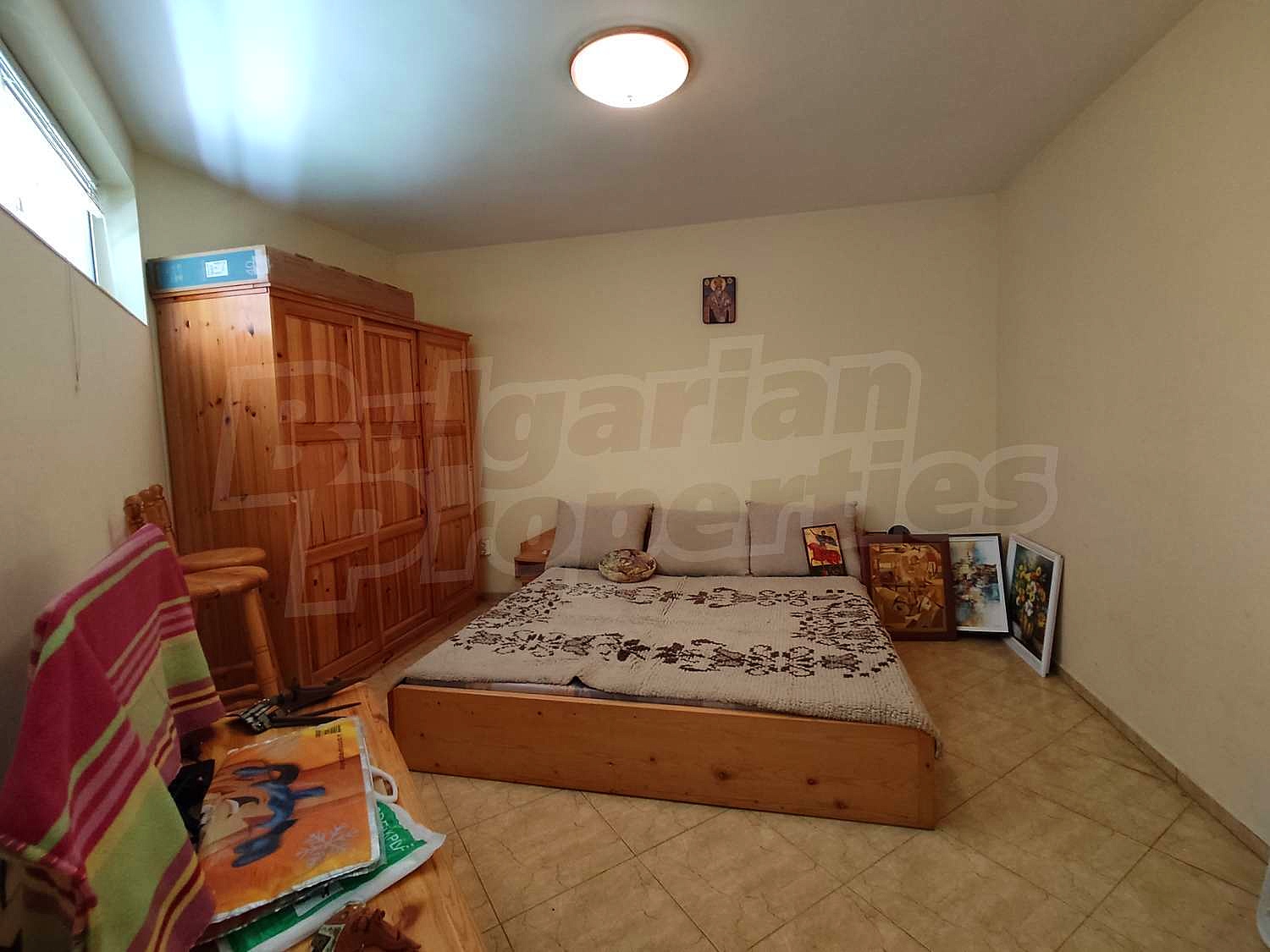 Gallery Picture 8