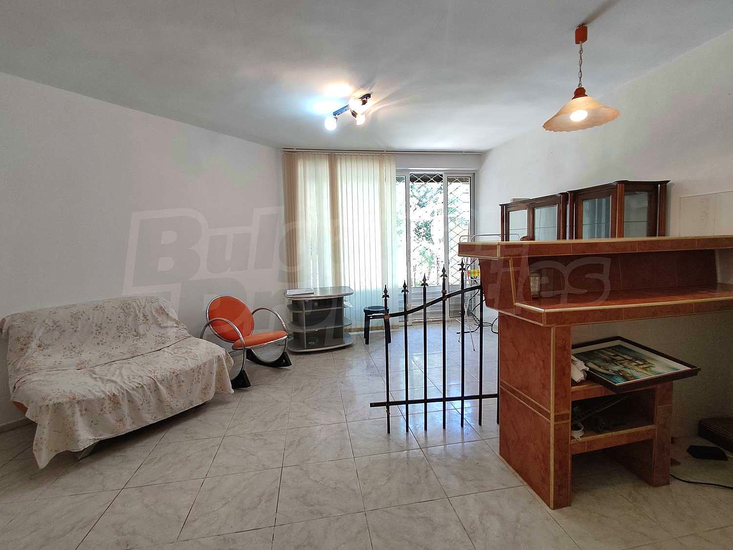 Gallery Picture 16