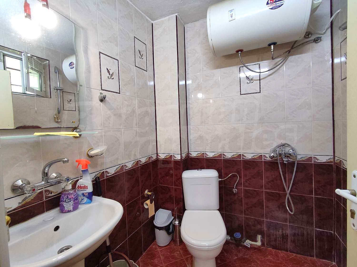 Gallery Picture 17