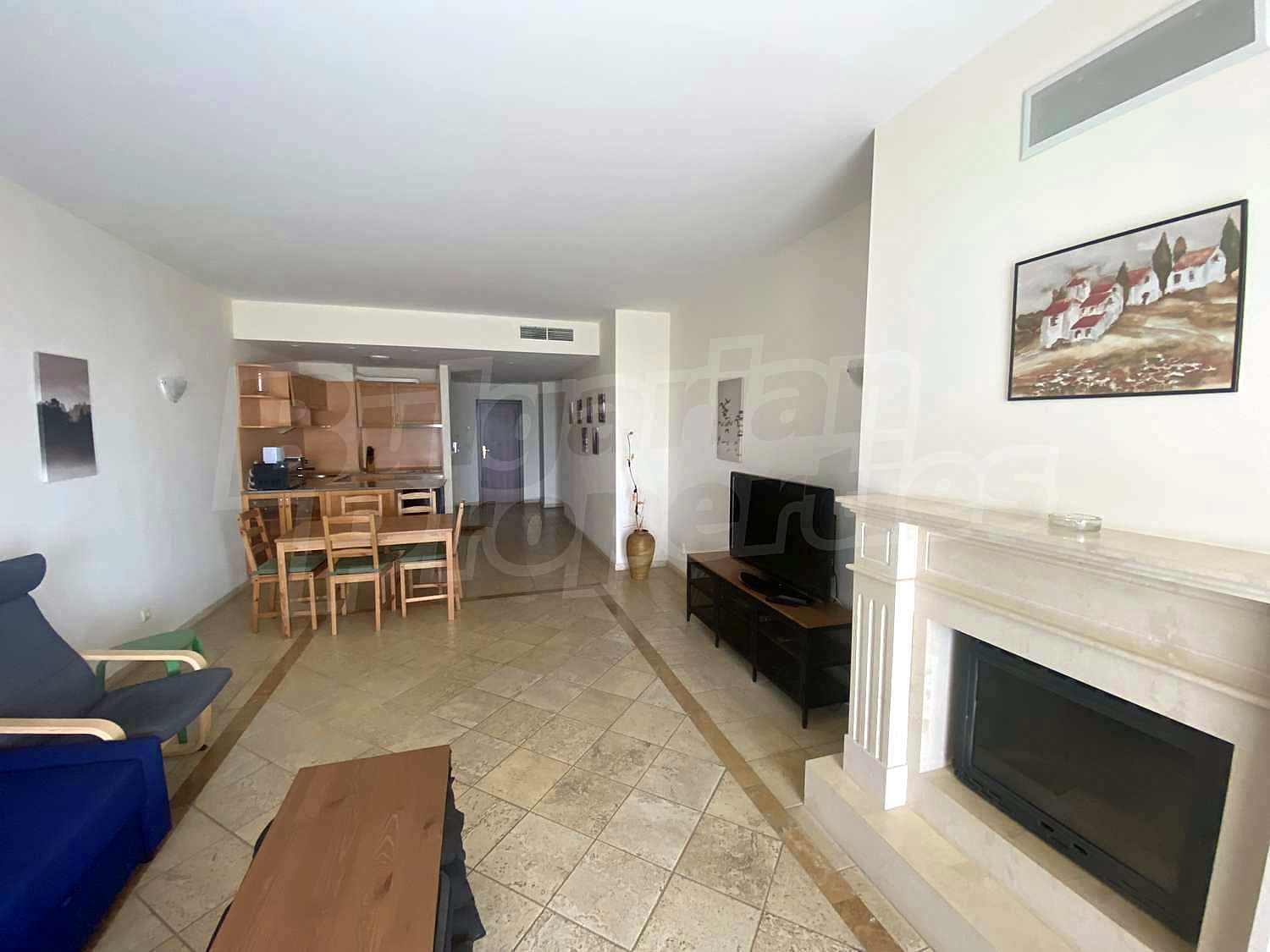 Gallery Picture 12