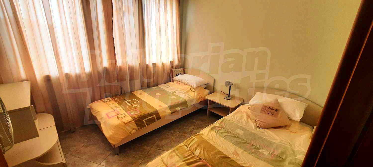 Gallery Picture 21