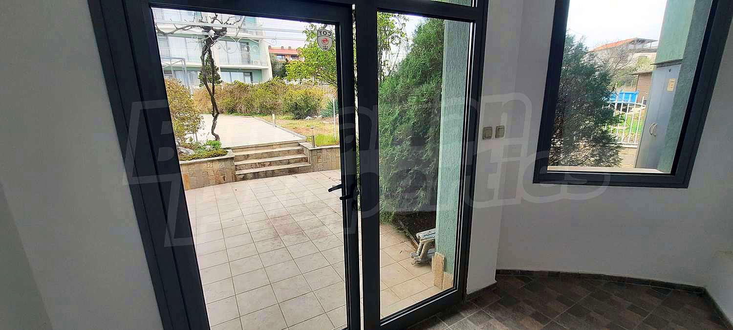 Gallery Picture 25